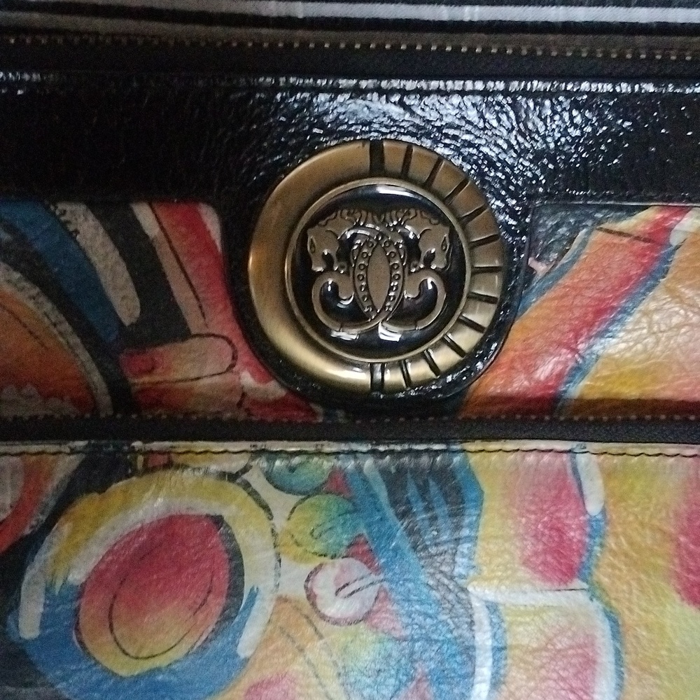 Rare sharif Artistic Expressions is one of a kind hand painted crossbody bag. - Picture 3 of 12